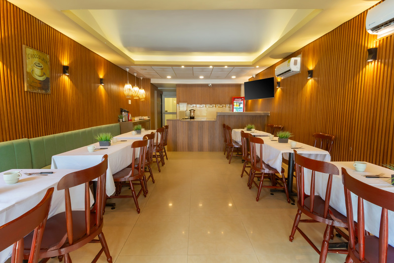 Hotel Azuan Suites