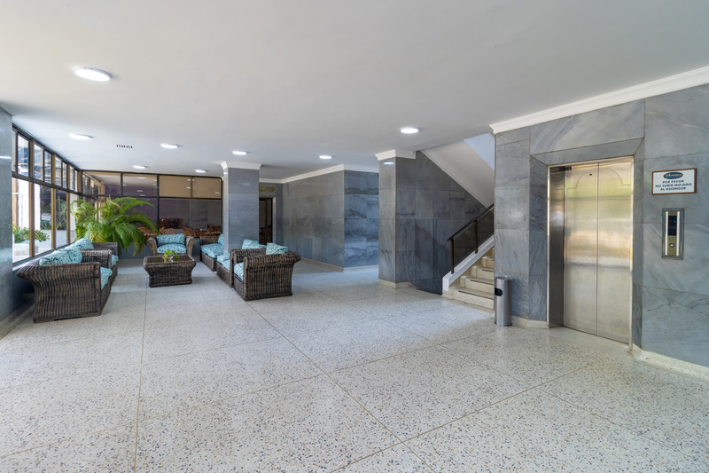 Axis Inn Hotel
